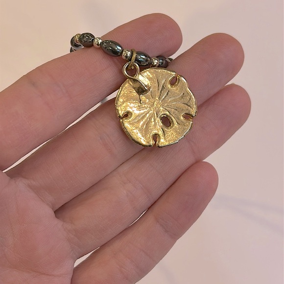 Vintage Gold plated Sand Dollar Pendant Hematite & Silver Ankle Bracelet Anklet - Picture 3 of 5